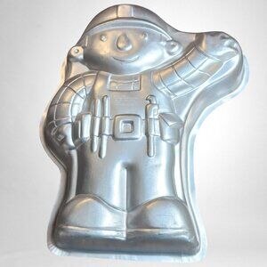 Wilton Vintage 2002 Bob the Builder Cake Pan Baking Mold  #2105-5025